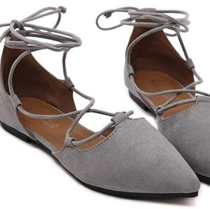 Lace-up pointed toe flats
